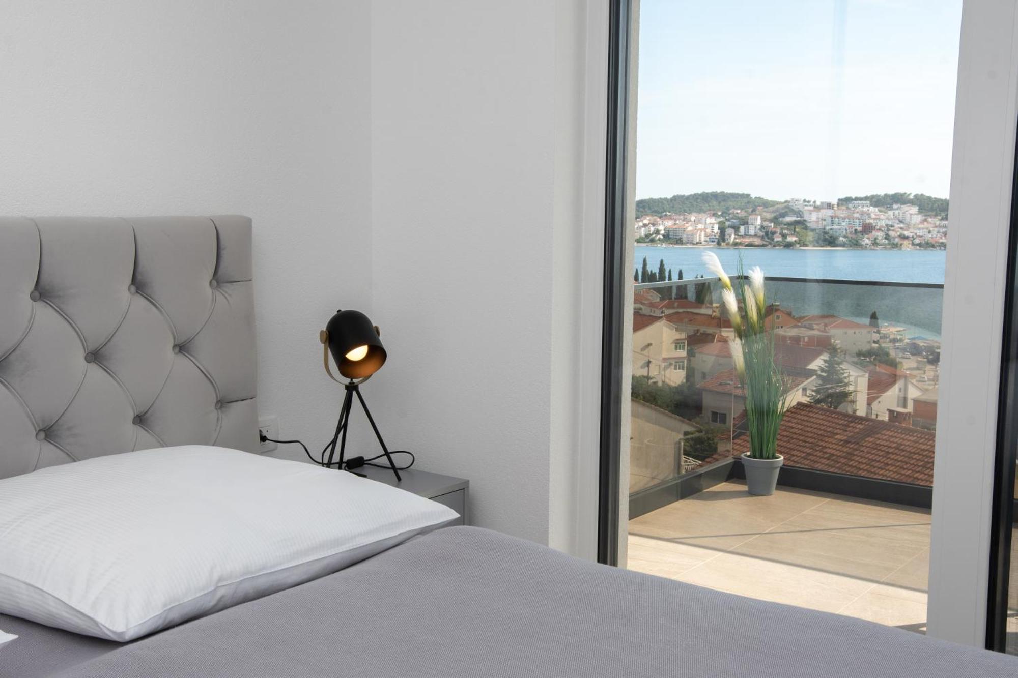 Adriatic Garden Apartments Okrug Gornji Exteriör bild